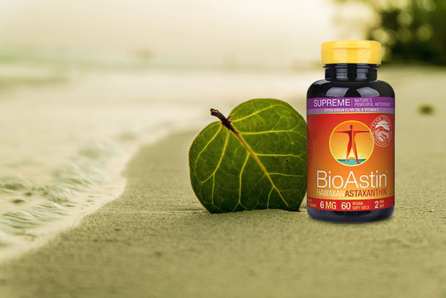 Havajský astaxanthin BioAstin Supreme Nutrex Hawaii obal s listem